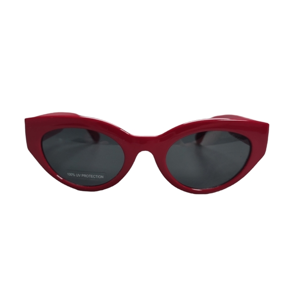 Designer Cat Eye Sunglasses - Picture 10 of 12